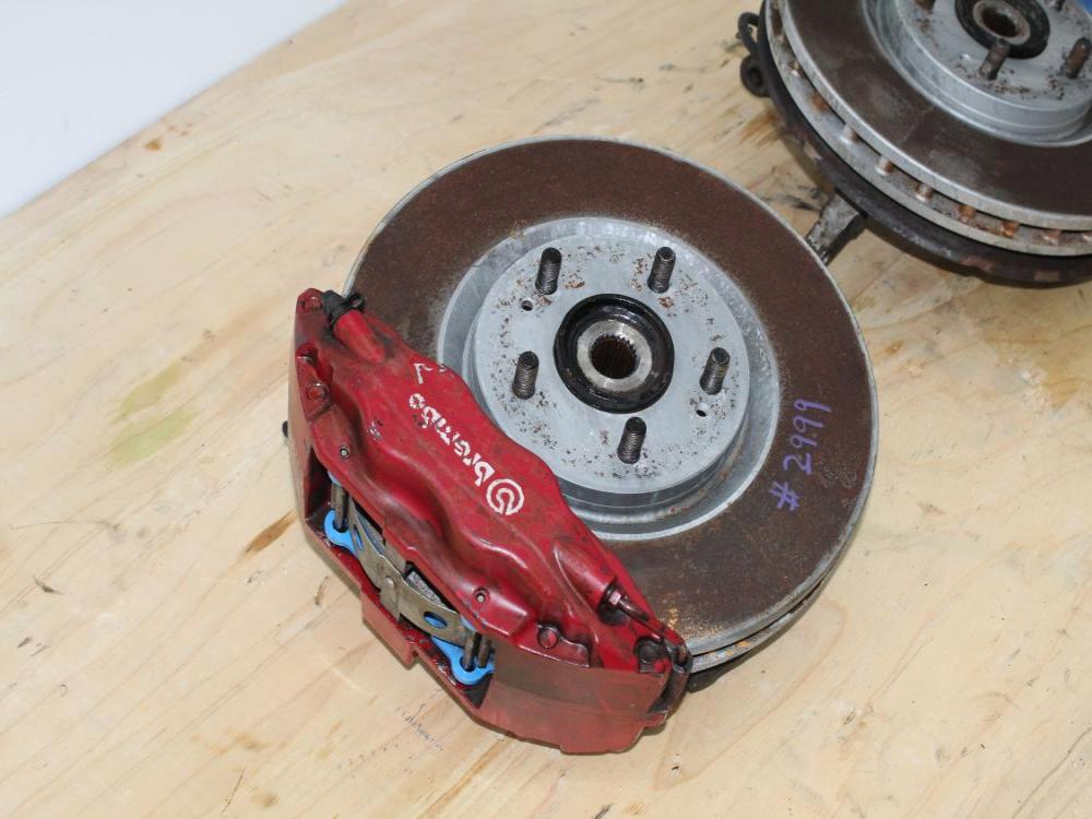 2003-2006 Mitsubshi Evolution 8/9 front spindles with Brembo Brake Calipers: Image 2