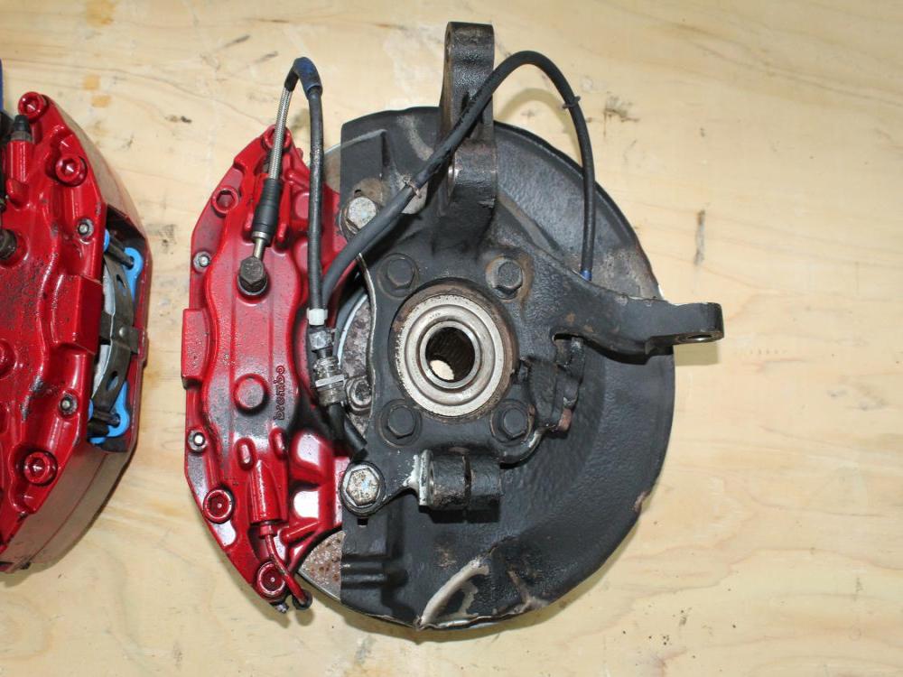 2003-2006 Mitsubshi Evolution 8/9 front spindles with Brembo Brake Calipers: Image 3