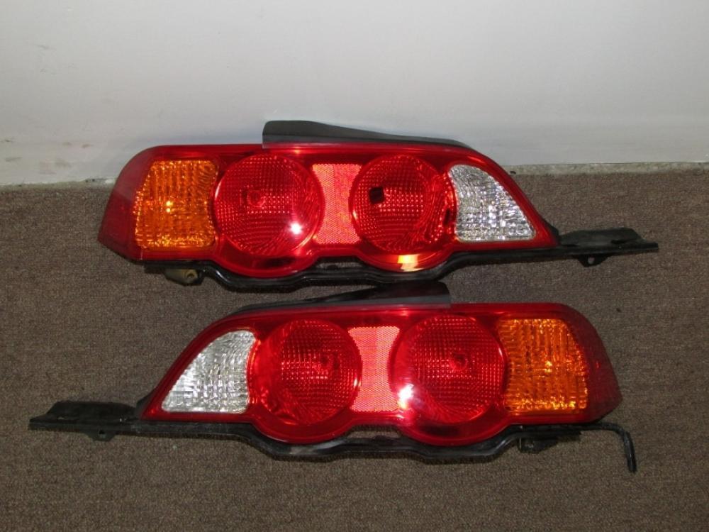 02 03 04 ACURA RSX DC5 TYPE R OEM JDM TAIL LIGHT SET: Image 4