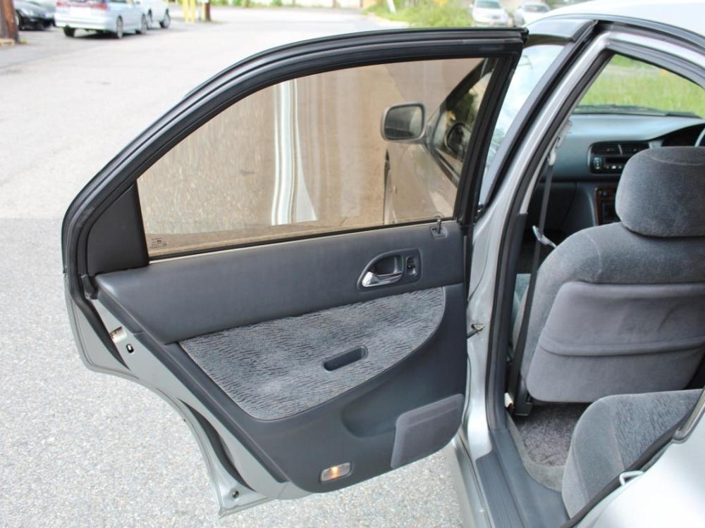 1997 Honda Accord SIR Wagon H22A A/T : Image 25