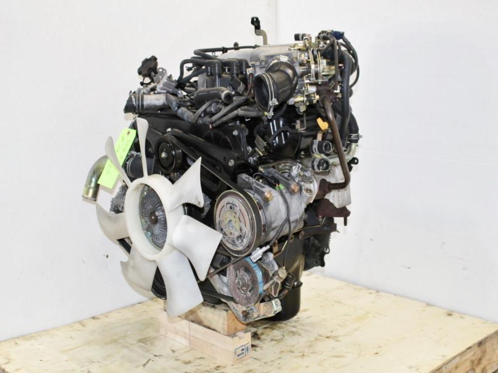 JDM 1996-2004 NISSAN FRONTIER / PATHFINDER / XTERRA 3.3L VG33 V6 ENGINE: Image 9