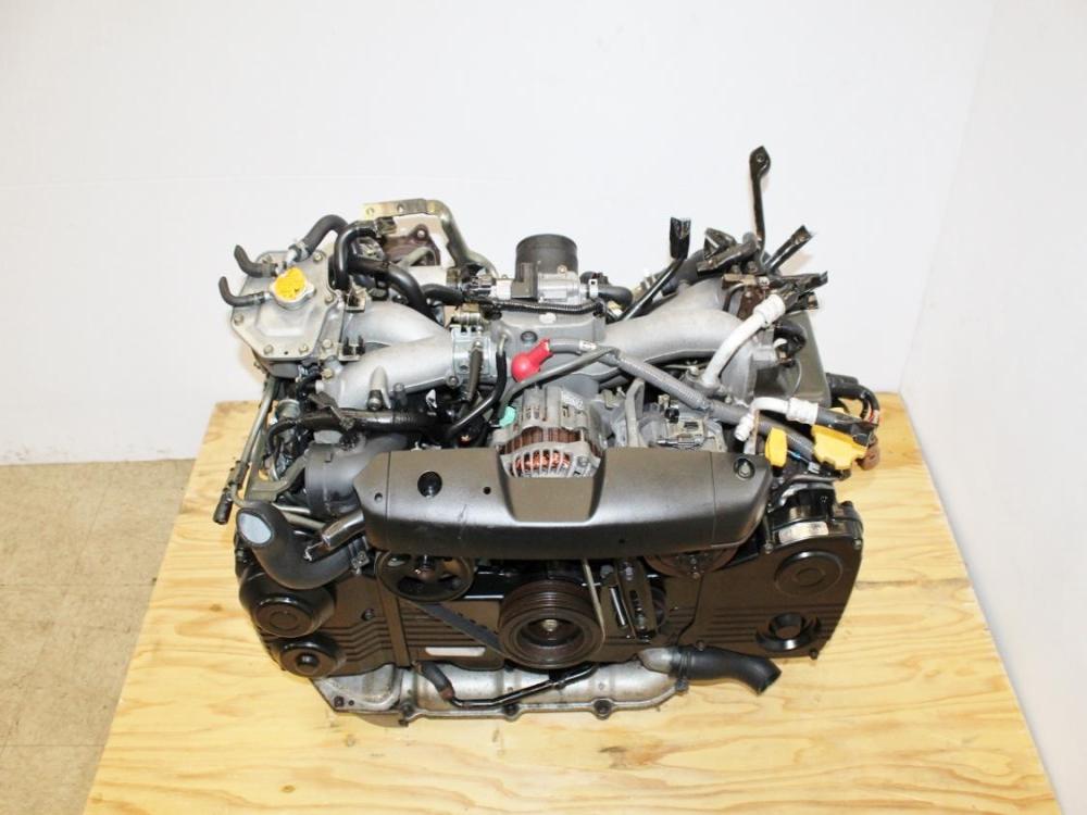 2002 2003 2004 2005 Subaru Impreza WRX Engine JDM EJ205 2.0L Turbo AVCS Motor: Image 1