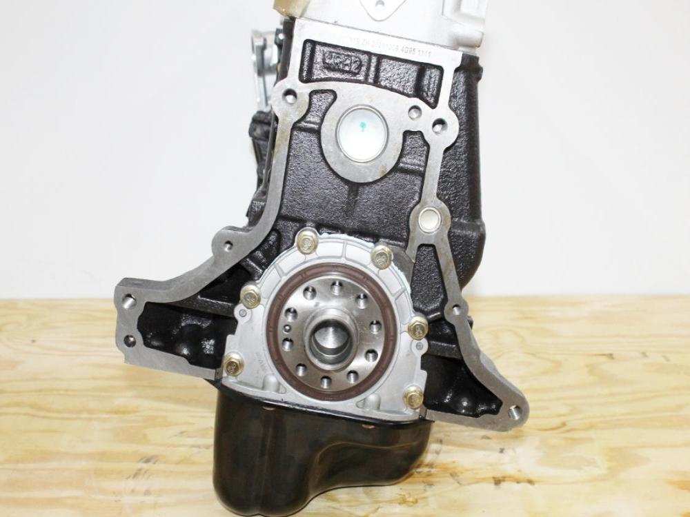 Brand New Crated 1994-2005 Toyota Tacoma 2.4L 2RZ-FE Engine 4-Cylinder Motor: Image 17