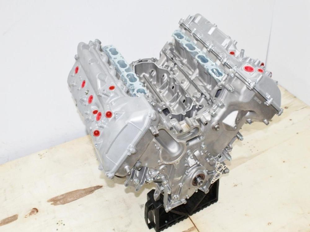 Remanufactured Toyota Tundra 5.7L V8 3UR-FE Longblock Engine 2007-2021: Image 3
