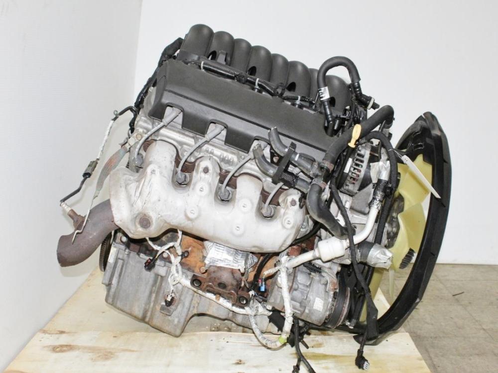 2020-2026 Chevy Silverado GMC Sierra 2500HD 3500HD 6.6L L8T Gas V8 Engine: Image 6