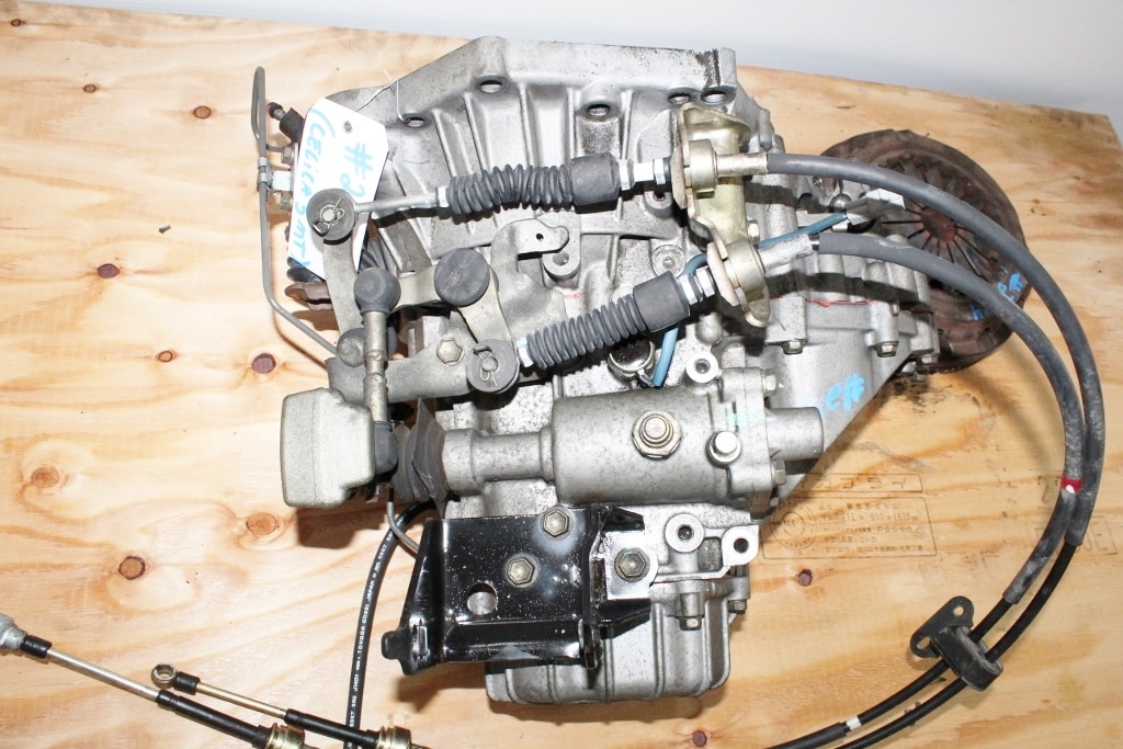 2000 2001 2002 2003 2004 2005 TOYOTA CELICA 5 SPEED MANUAL TRANSMISSION GT 1.8L: Image 6