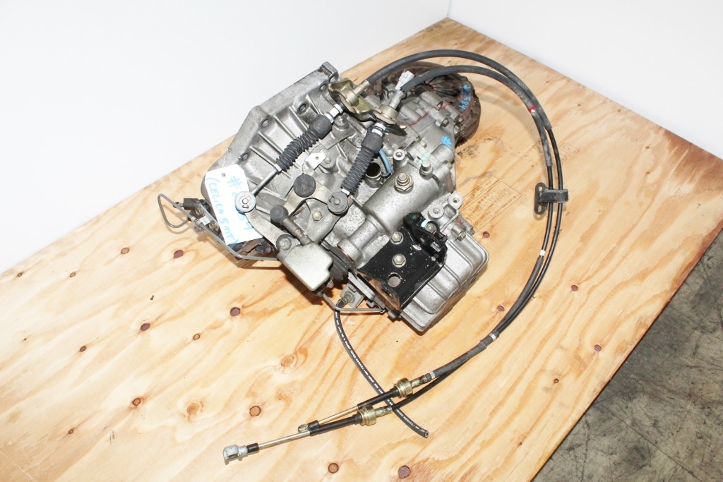 2000 2001 2002 2003 2004 2005 TOYOTA CELICA 5 SPEED MANUAL TRANSMISSION GT 1.8L: Image 5