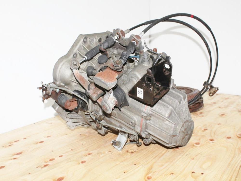 Low Mileage Celica GT-S C60 6 Speed Transmission 00-05: Image 16