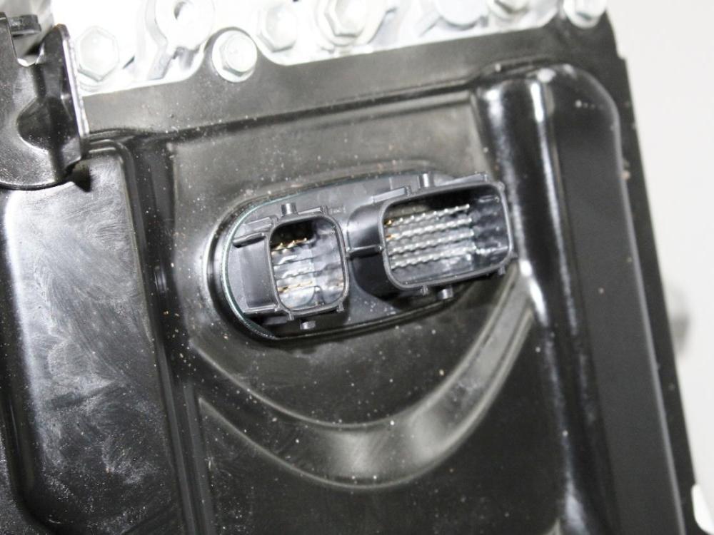 2020-2024 Toyota Highlander Hybrid 2.5L Automatic Transmission 2WD | 29K Miles: Image 5