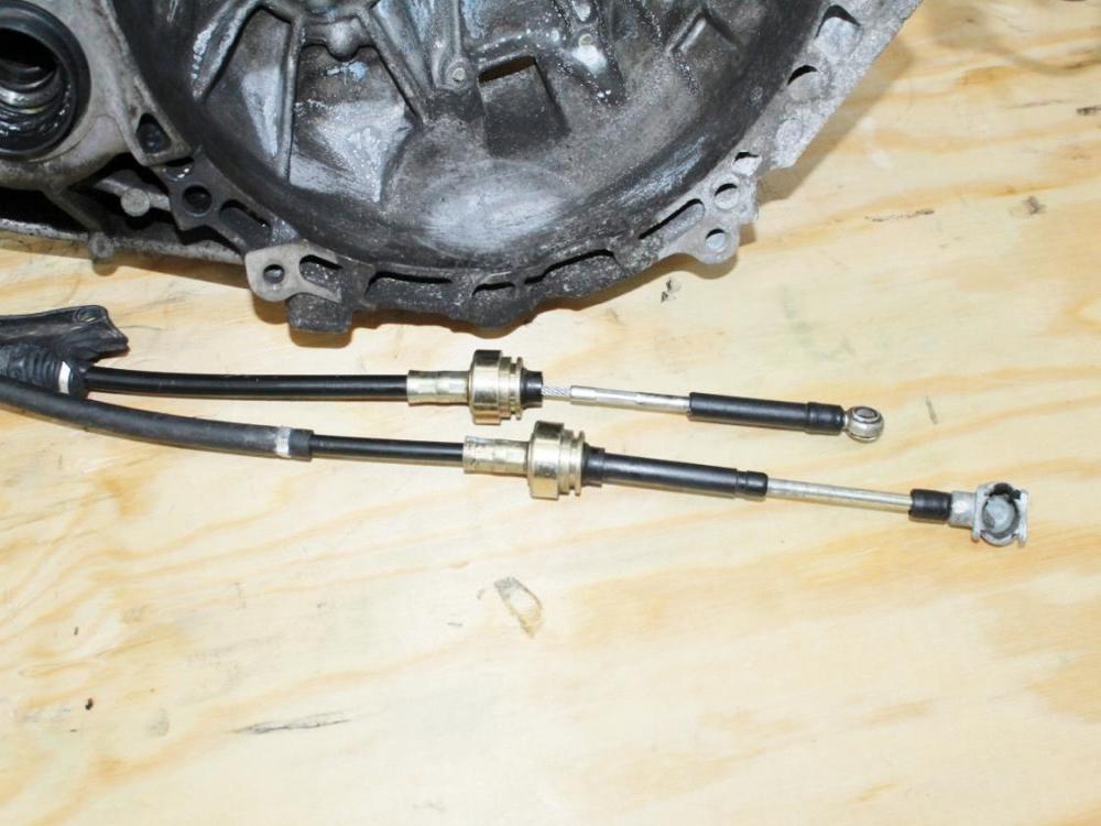 2000-2005 Toyota Celica GT-S C60 6-Speed Manual Transmission JDM 2ZZ Engine: Image 4