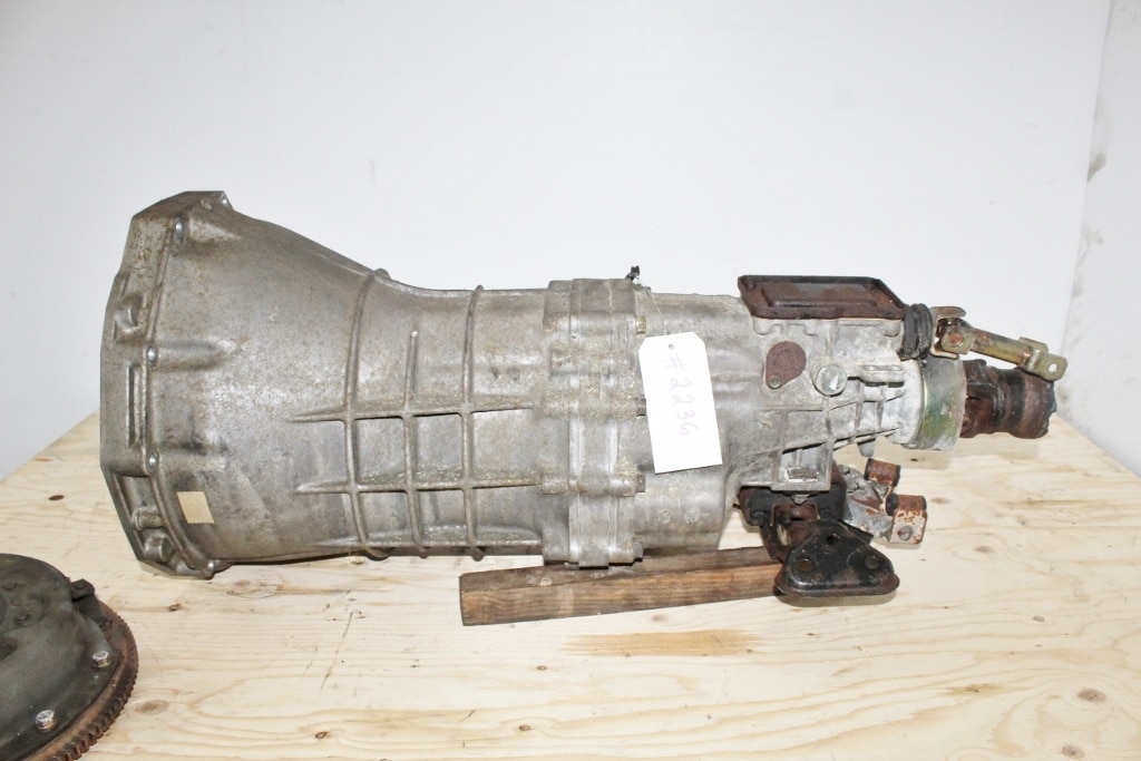 JDM 1990-1996 NISSAN 300ZX VG30DE NON TURBO 5 SPEED MANUAL TRANSMISSION RWD: Image 1