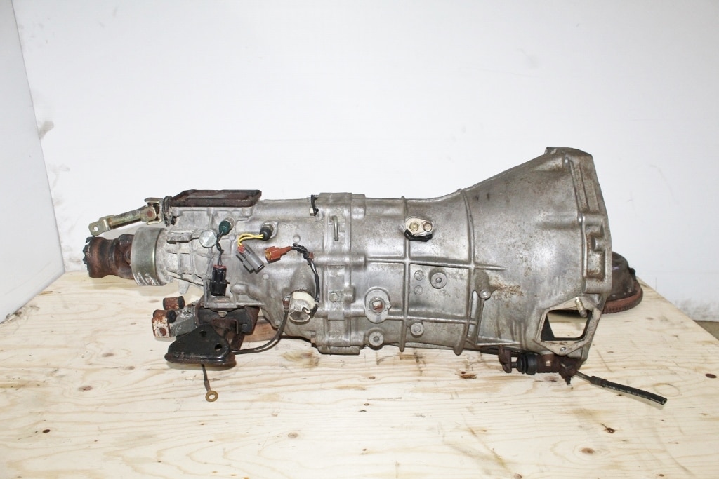 JDM 1990-1996 NISSAN 300ZX VG30DE NON TURBO 5 SPEED MANUAL TRANSMISSION RWD: Image 7