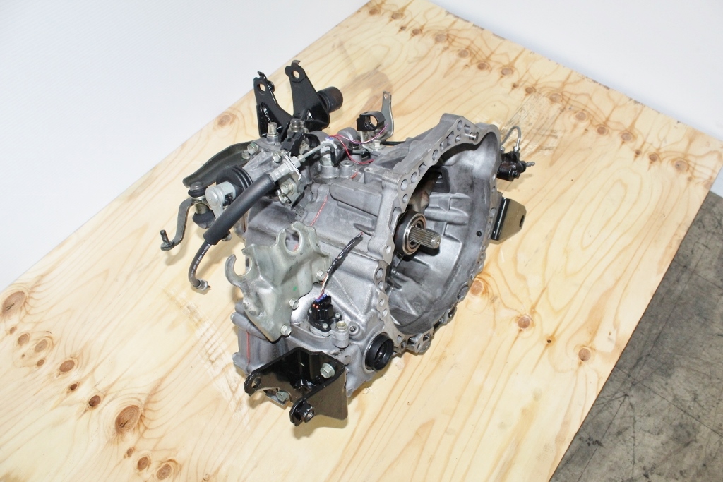 2003-2008 Toyota Matrix 1.8L 5 Speed Manual Transmission JDM 1ZZ