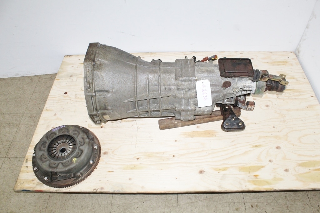 JDM 1990-1996 NISSAN 300ZX VG30DE NON TURBO 5 SPEED MANUAL